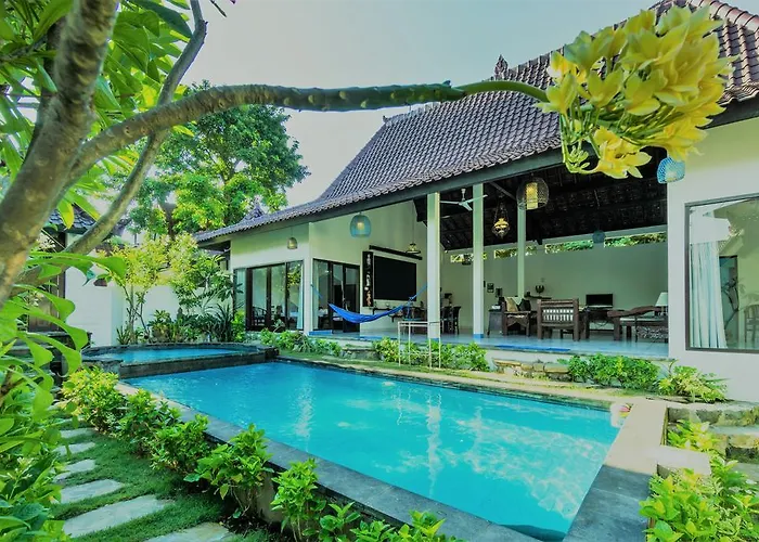Ambary House Gili Trawangan- 2 Bedroom Private Villa, Pool