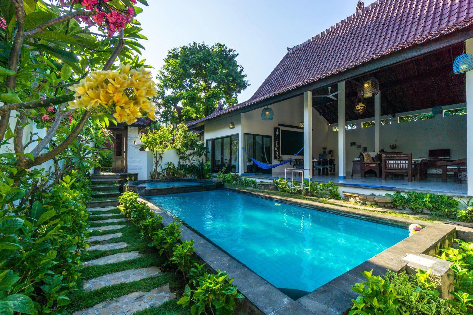 Villa Ambary House Gili Trawangan- 2 Bedroom Private Villa, Pool *